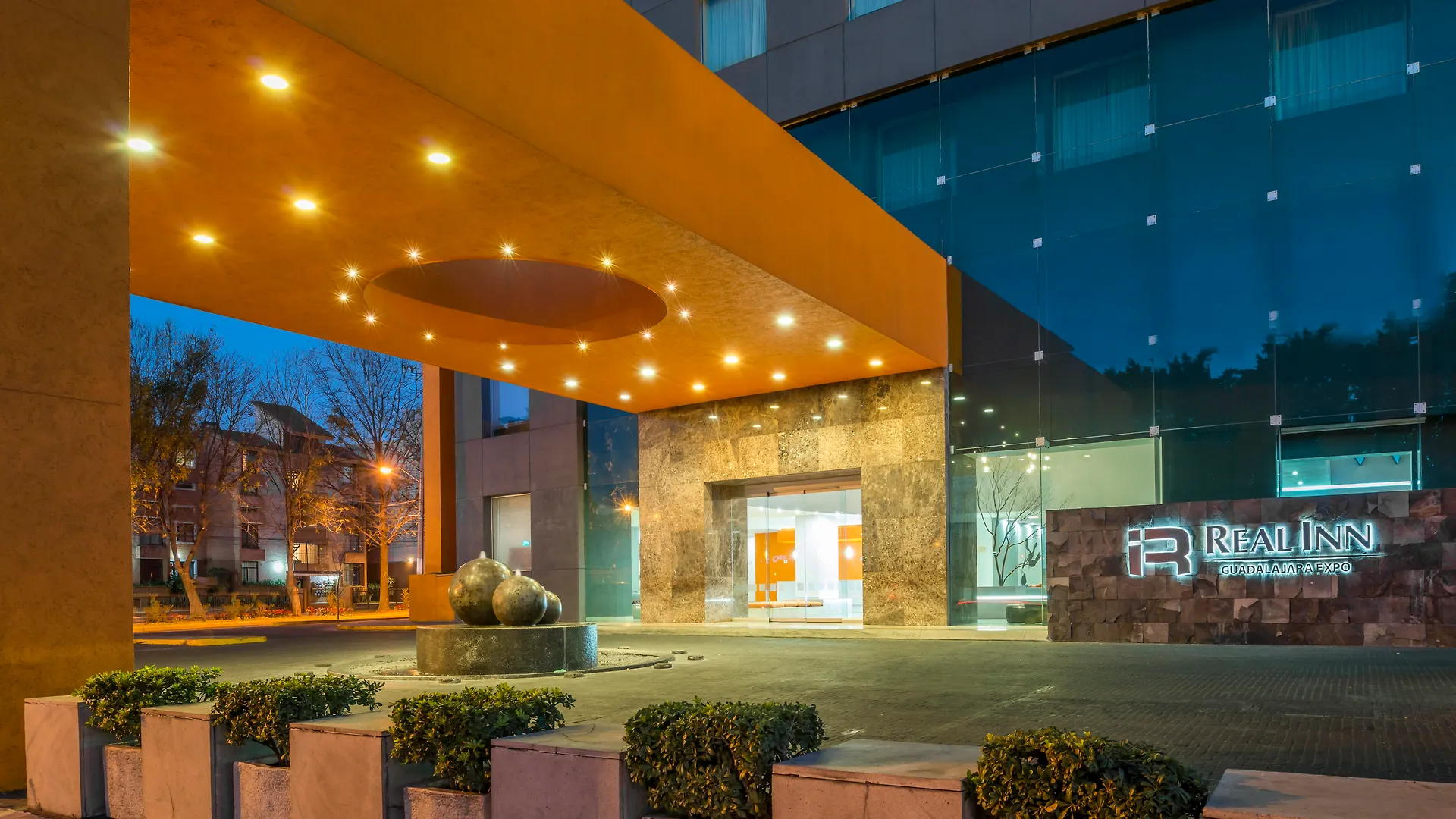 Real Inn Guadalajara Expo